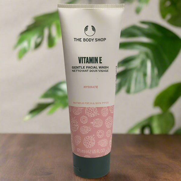 The Body Shop - Vitamin E Gentle Facial Wash 125ML