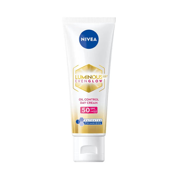 Nivea - Luminous Even Glow Oil Control SPF50 Day Cream with Hyaluronic Acid 10ml